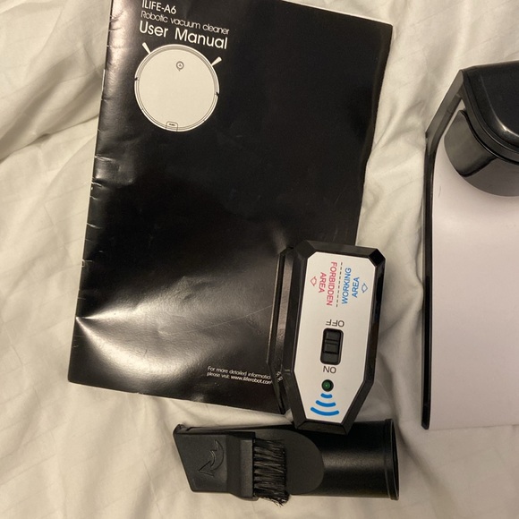 ILIFE-A6 robotic vacuum parts and accessory bundle-see listing details re vacuum - Picture 3 of 10